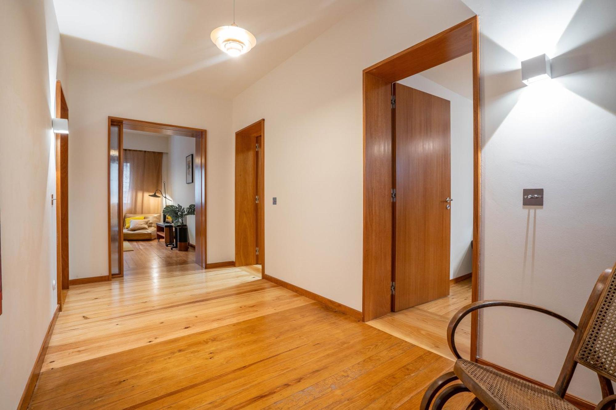 Sublime Downtown Retreat By Elsa Apartment Порто Екстериор снимка