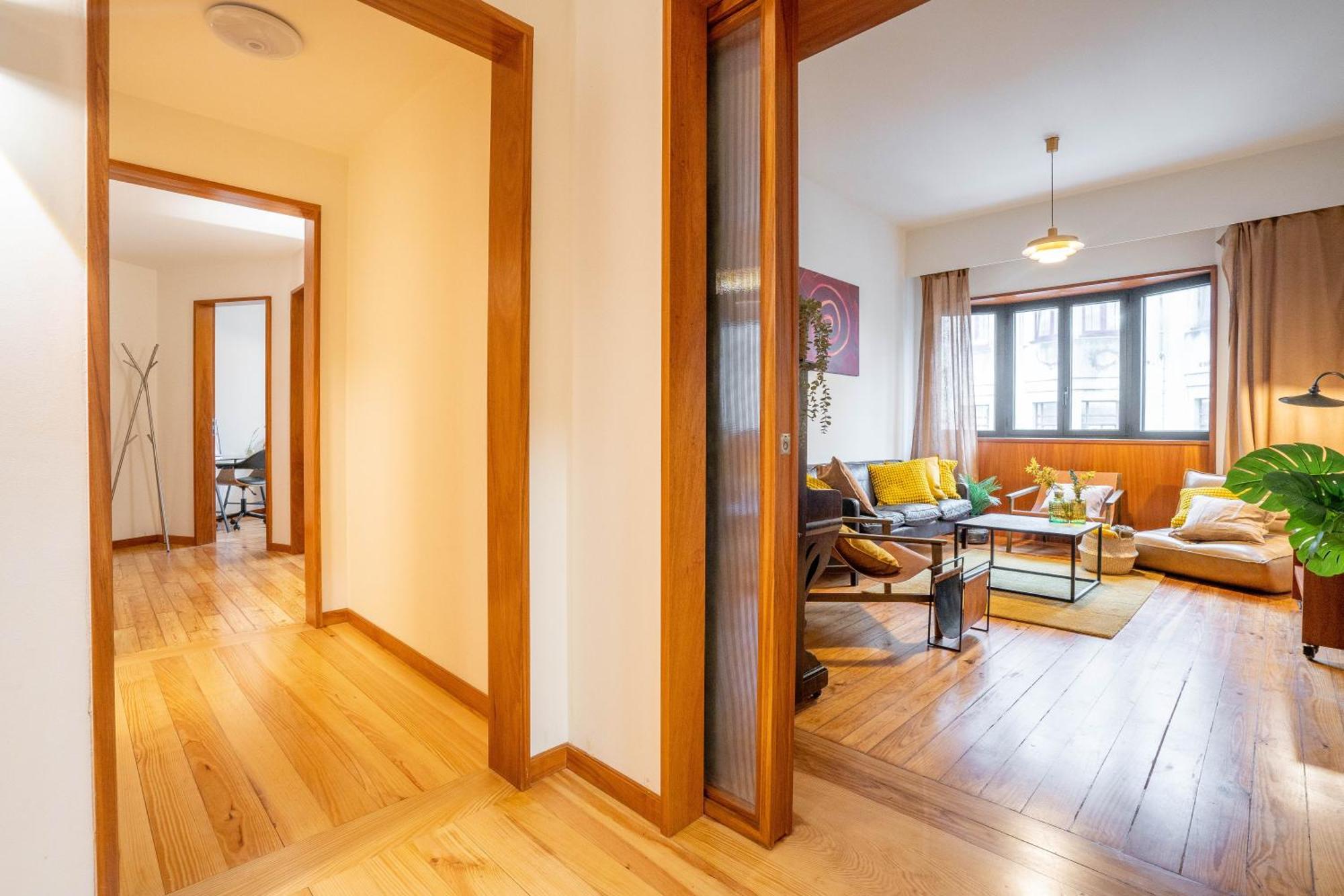 Sublime Downtown Retreat By Elsa Apartment Порто Екстериор снимка
